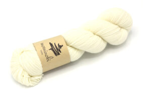 SOCK-FINE-4ply-Pure-White