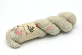 SOCK-FINE-4ply-Sand-Rose