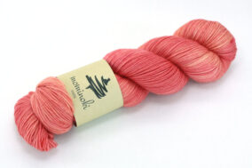 SOCK-FINE-4ply-Strawberry-Sorbet